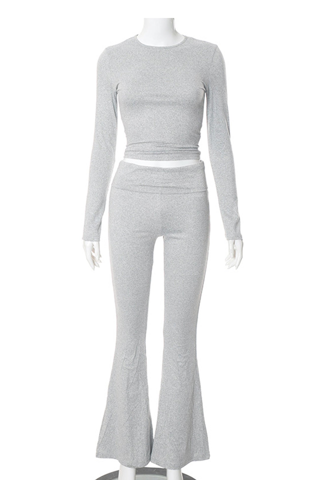 Effortlessly Elegant Pants with a Timeless Design
