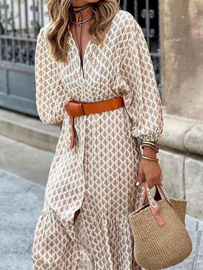 Well Tailored Dress with a Graceful Silhouette
