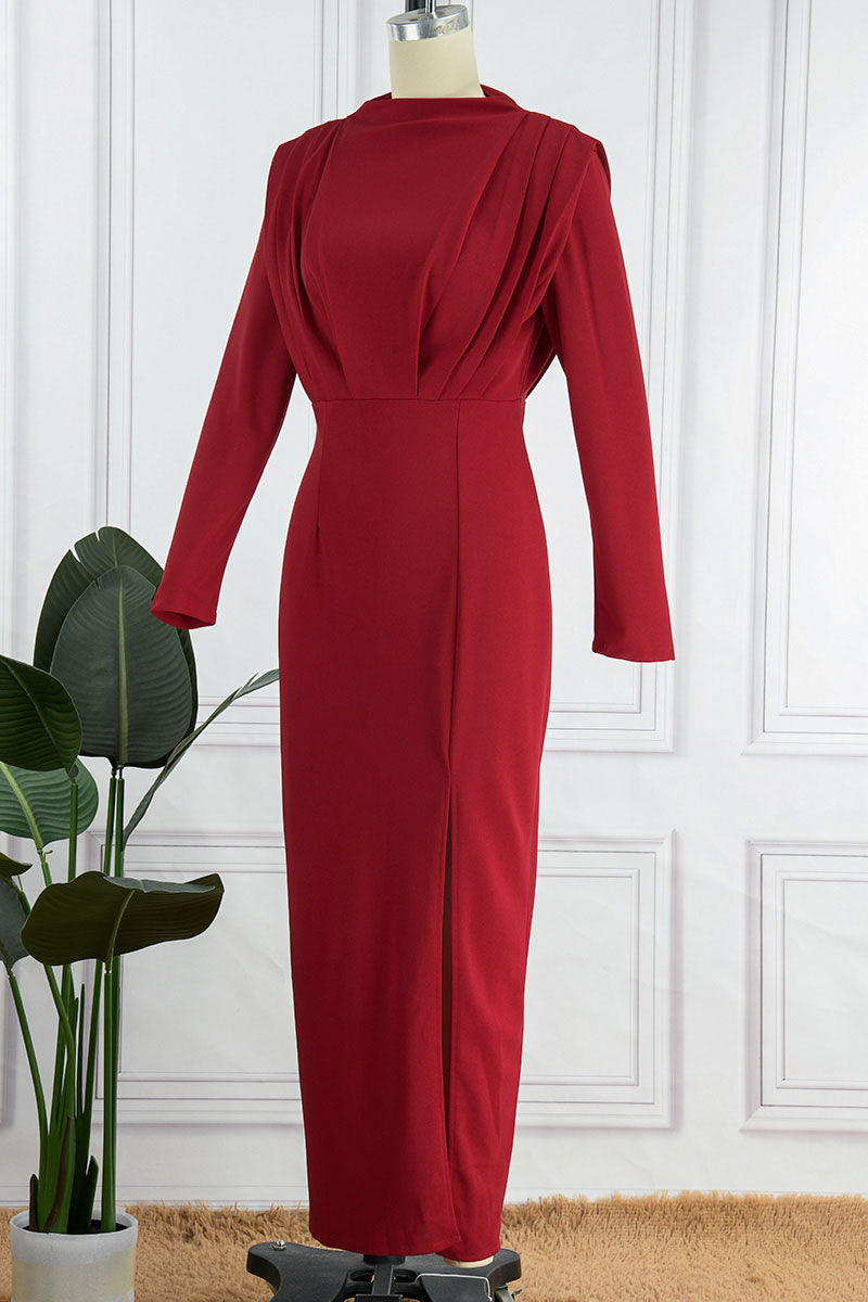 Beautifully Finished Dress in a Timeless Design