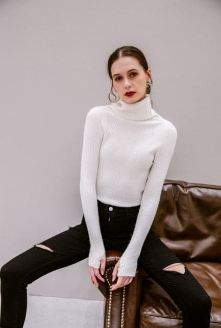 Gracefully Styled Sweater for Any Occasion
