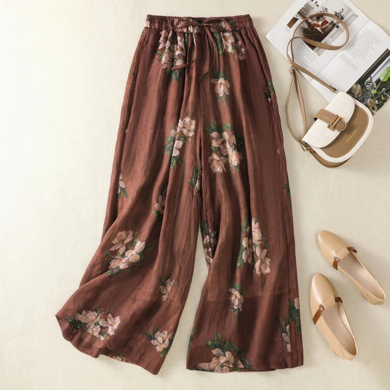 Well Tailored Pants with a Graceful Silhouette