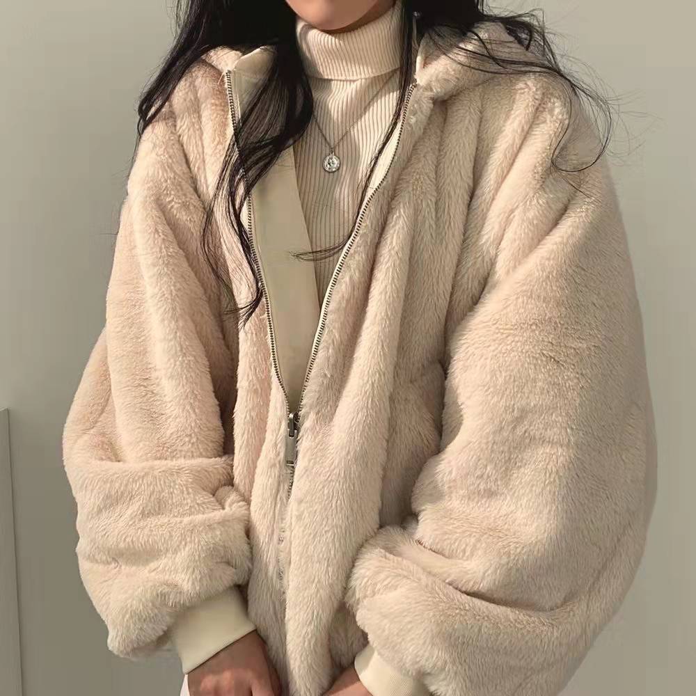 Classic Vintage & Enduringly Stylish Coat
