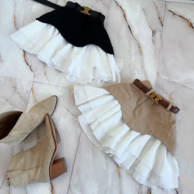 Effortlessly Elegant Garment with a Timeless Design
