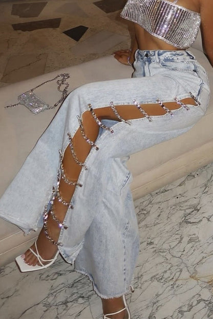 Gracefully Styled Garment for Any Occasion