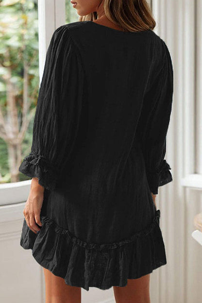 Effortlessly Elegant Dress with a Timeless Design