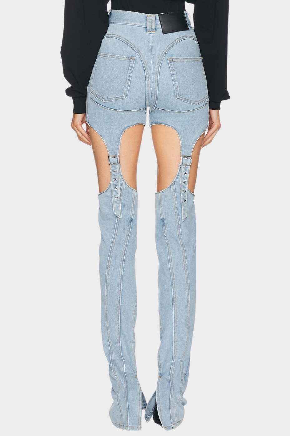 Well Tailored Garment with a Graceful Silhouette