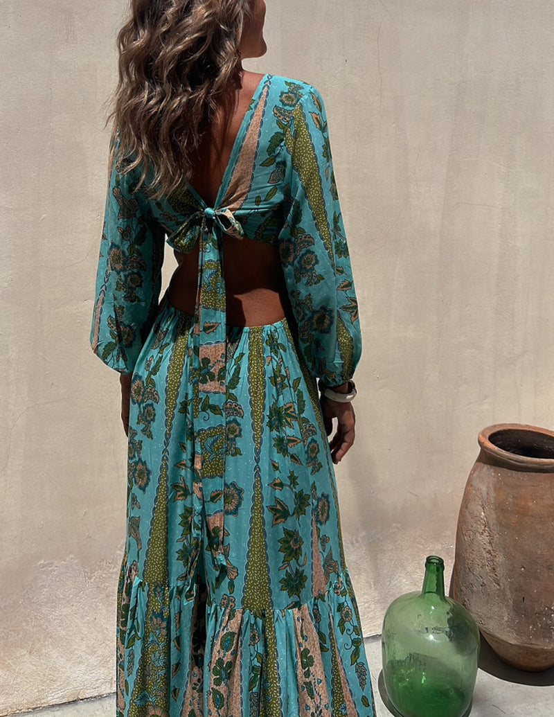 Classic Vintage & Enduringly Stylish Dress