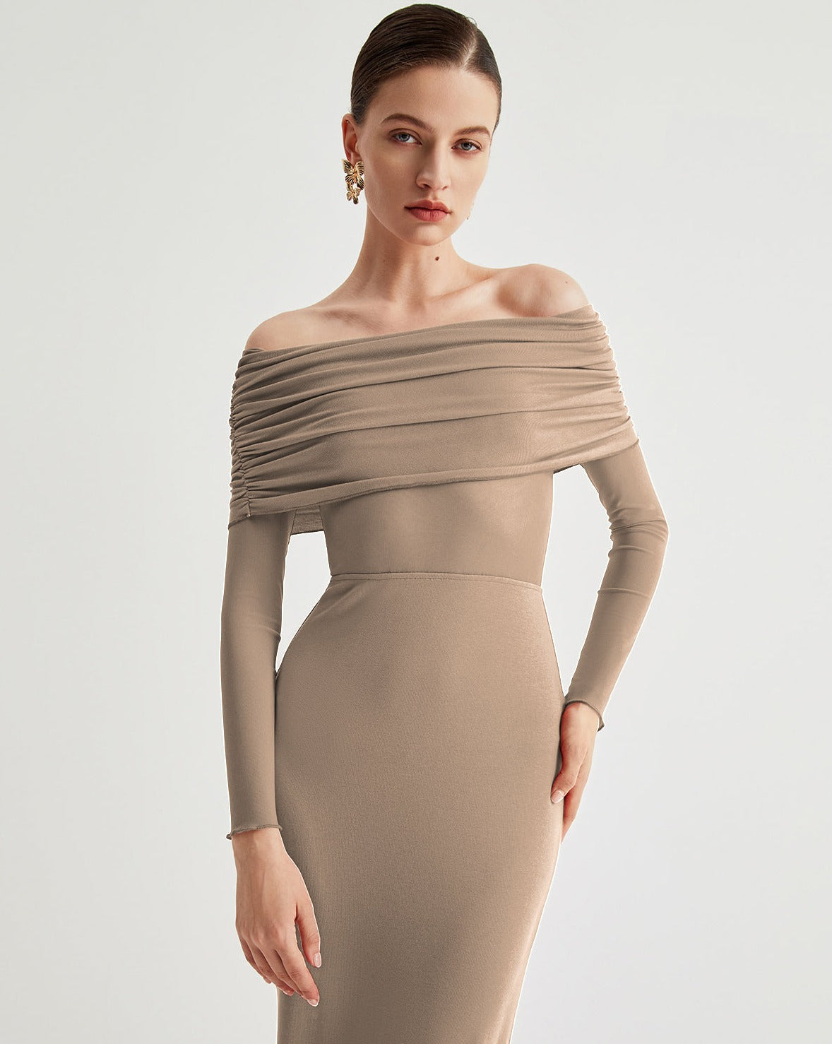 Sophisticated Dress with a Clean Classic Look