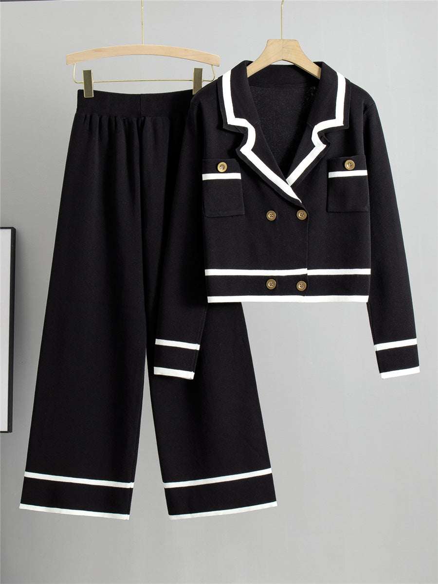 Classic Vintage Cardigan with a Flattering Fit