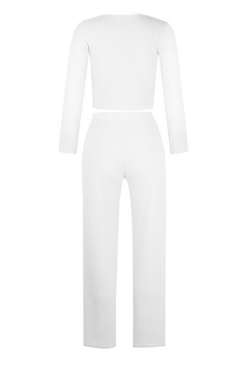 Sophisticated Pants with a Clean Classic Look