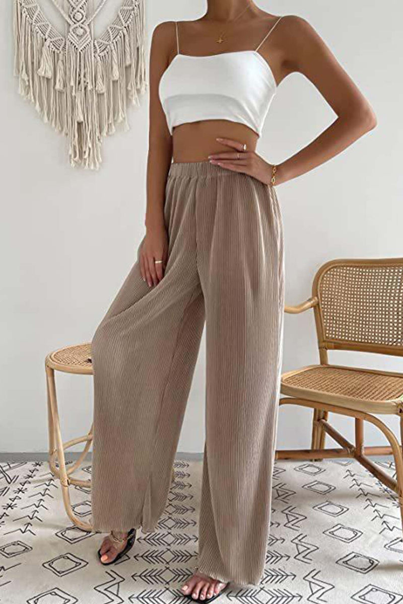 Polished Pants with an Effortless Classic Look