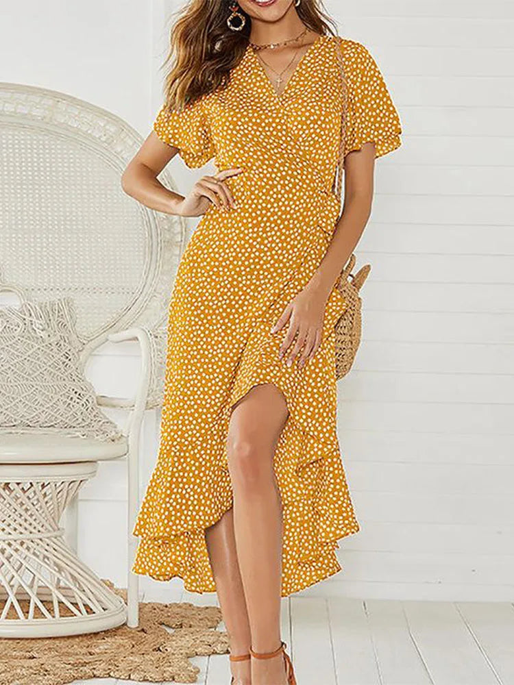 Classic Vintage Dress with a Flattering Fit