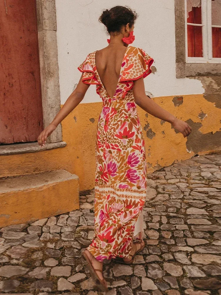 Gracefully Styled Dress for Any Occasion