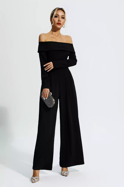 Effortlessly Elegant Garment with a Timeless Design