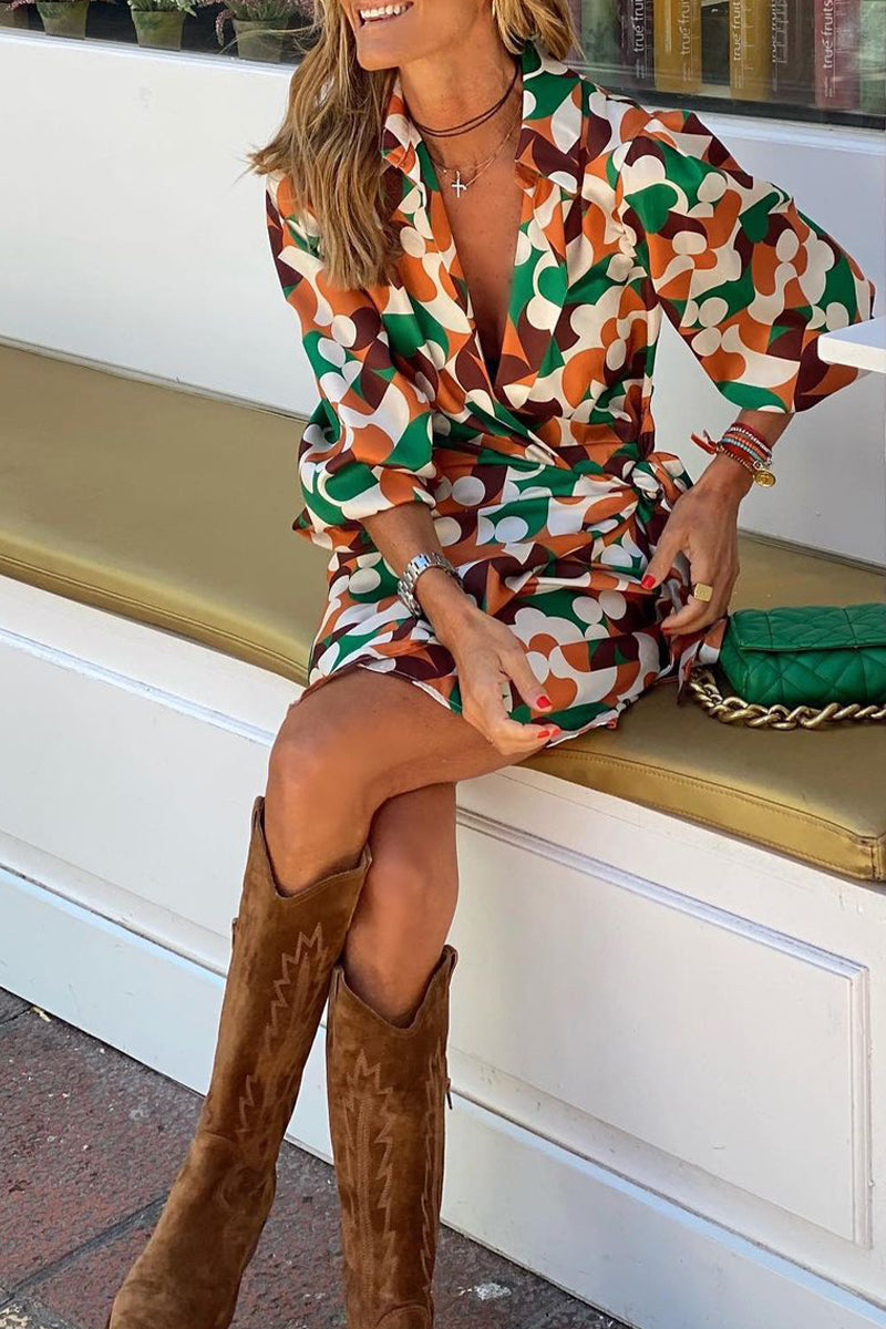 Well Tailored Dress with a Graceful Silhouette