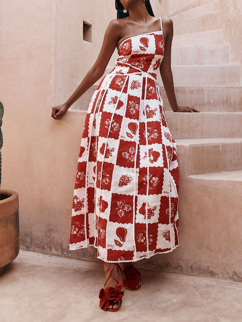 Well Tailored Dress with a Graceful Silhouette