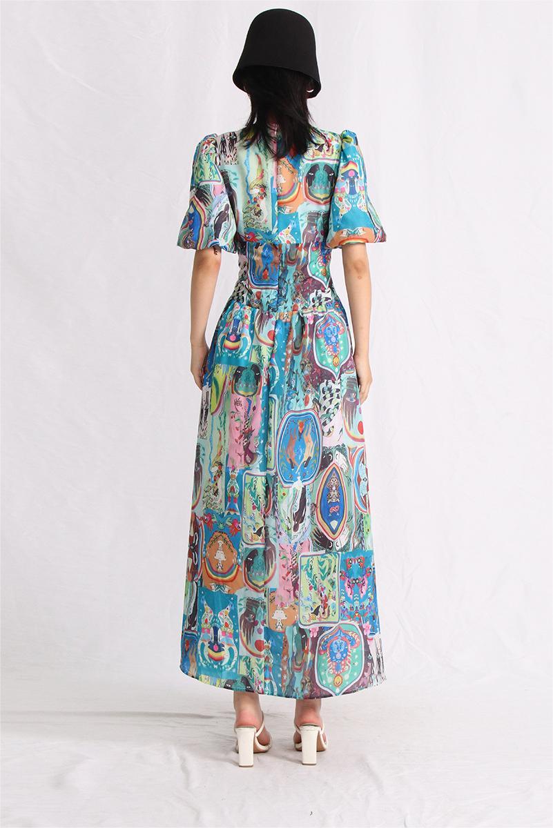 A Vintage Style Dress with Delicate Timeless Details