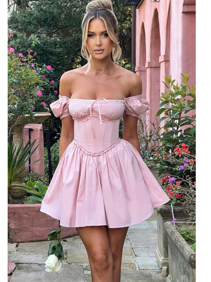 Gracefully Styled Dress for Any Occasion