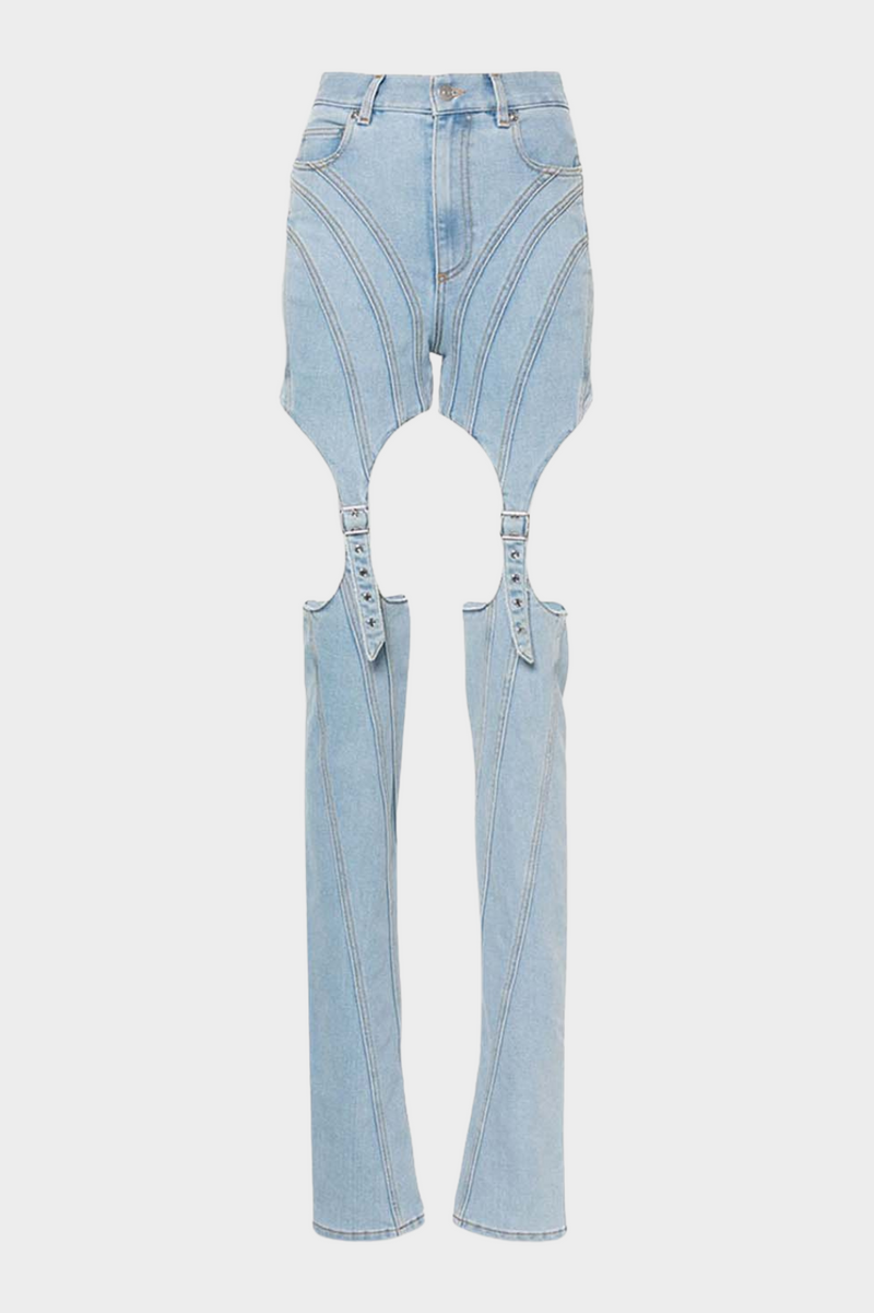 Well Tailored Garment with a Graceful Silhouette