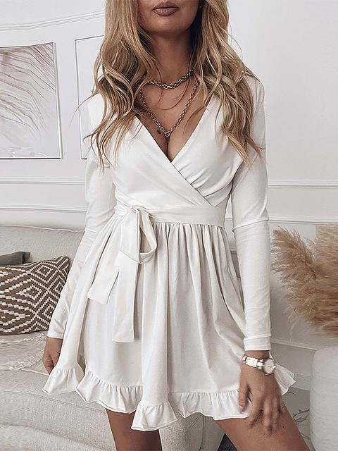 Gracefully Styled Dress for Any Occasion