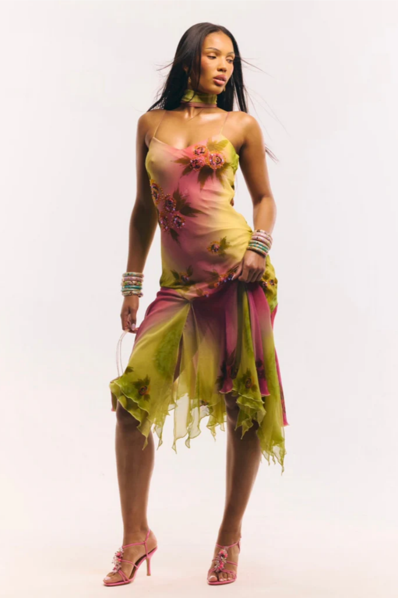 Gracefully Styled Dress for Any Occasion