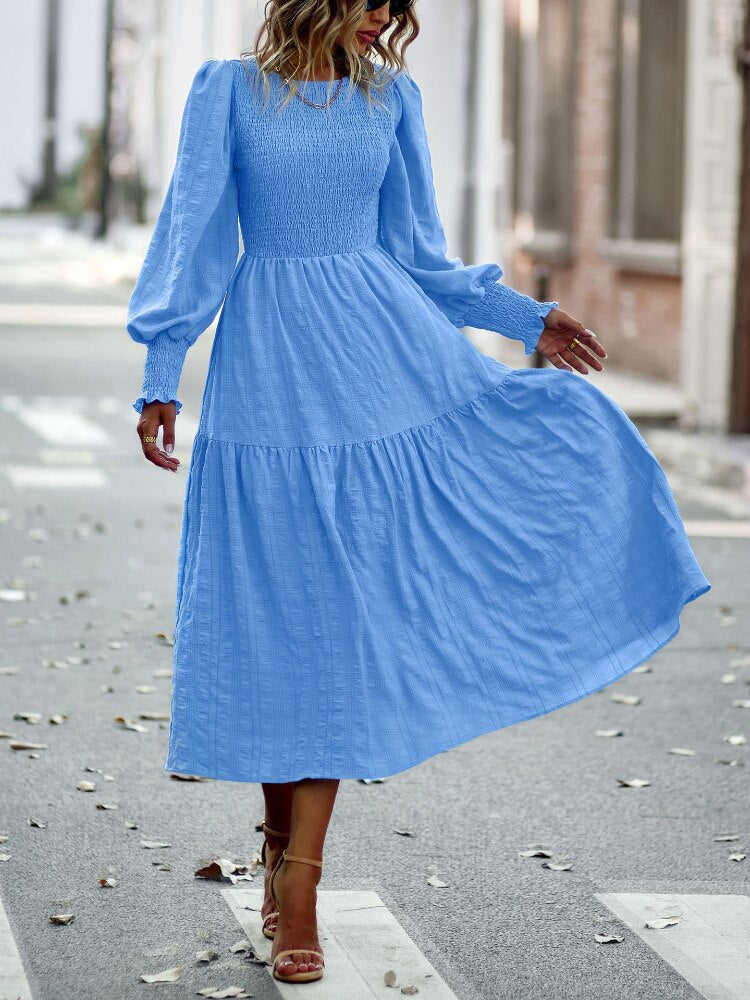 Sophisticated Dress with a Clean Classic Look