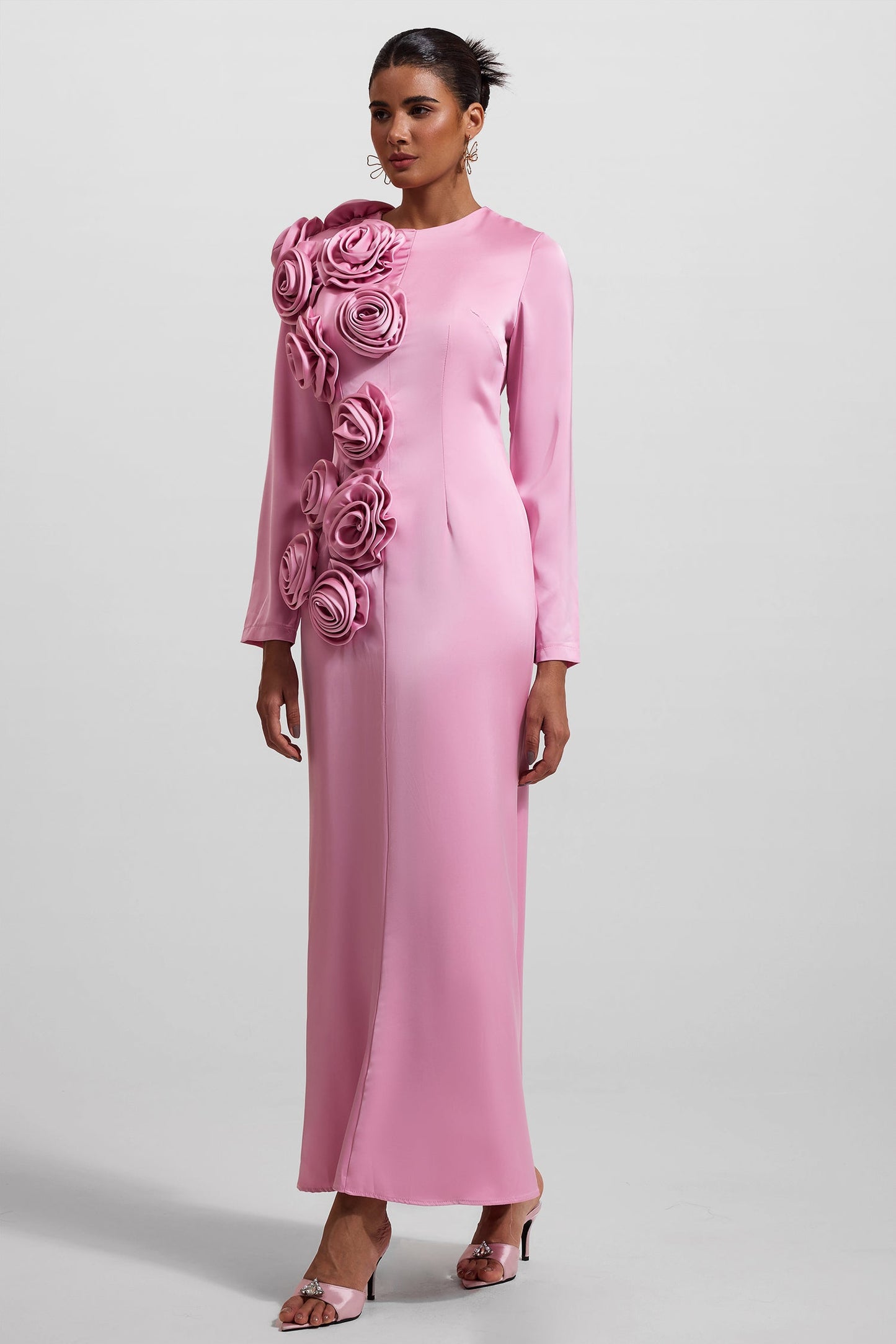Sophisticated Dress with a Clean Classic Look