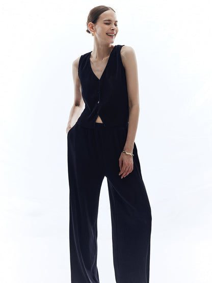 Beautifully Crafted Pants in a Classic Style