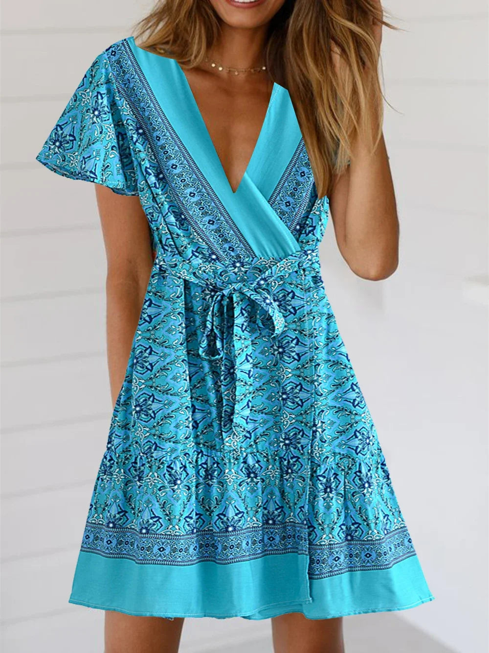 Sophisticated Dress with a Clean Classic Look