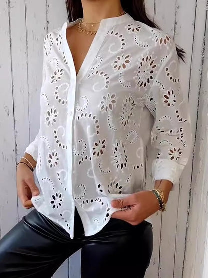 Well Tailored Shirt with a Graceful Silhouette