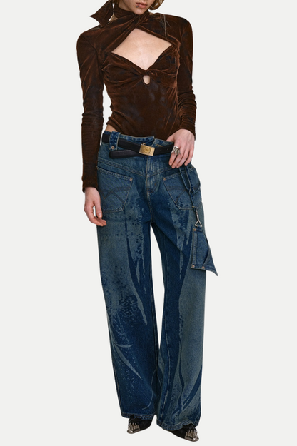 Beautifully Finished Garment in a Timeless Design
