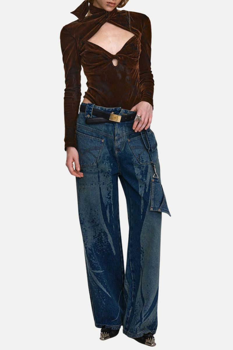 Beautifully Finished Garment in a Timeless Design