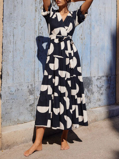 Gracefully Styled Dress for Any Occasion