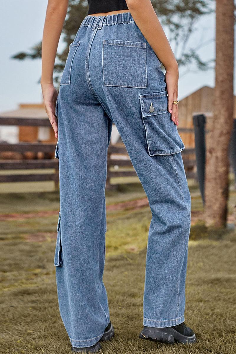 Effortlessly Elegant Garment with a Timeless Design