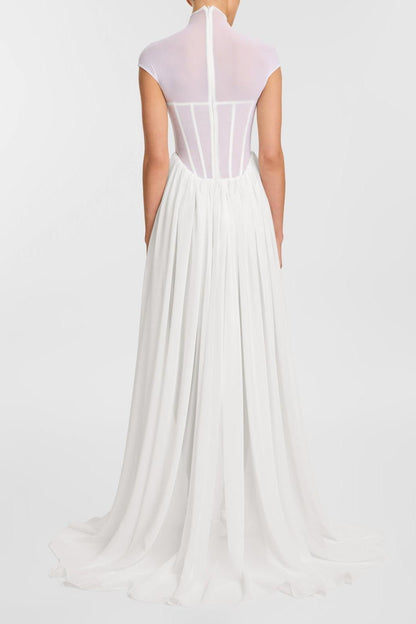 Beautifully Finished Dress in a Timeless Design