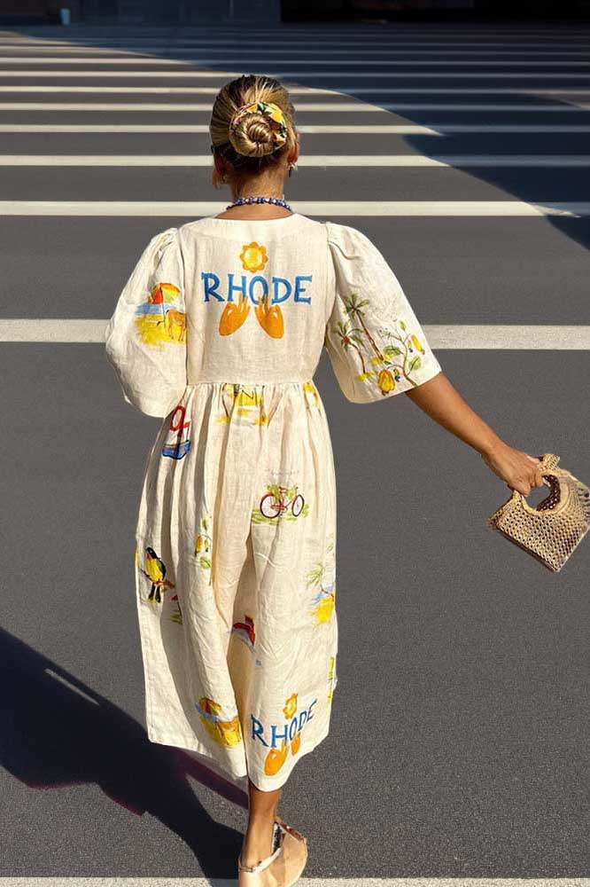 Classic Vintage Dress with a Flattering Fit