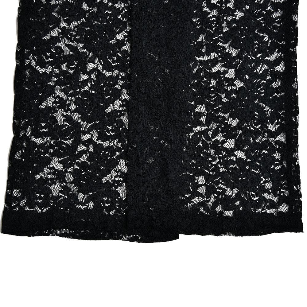 Well Tailored Garment with a Graceful Silhouette