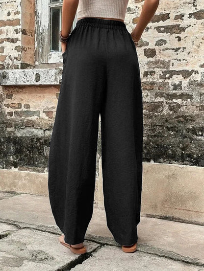 Beautifully Finished Pants in a Timeless Design