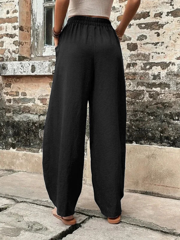 Beautifully Finished Pants in a Timeless Design