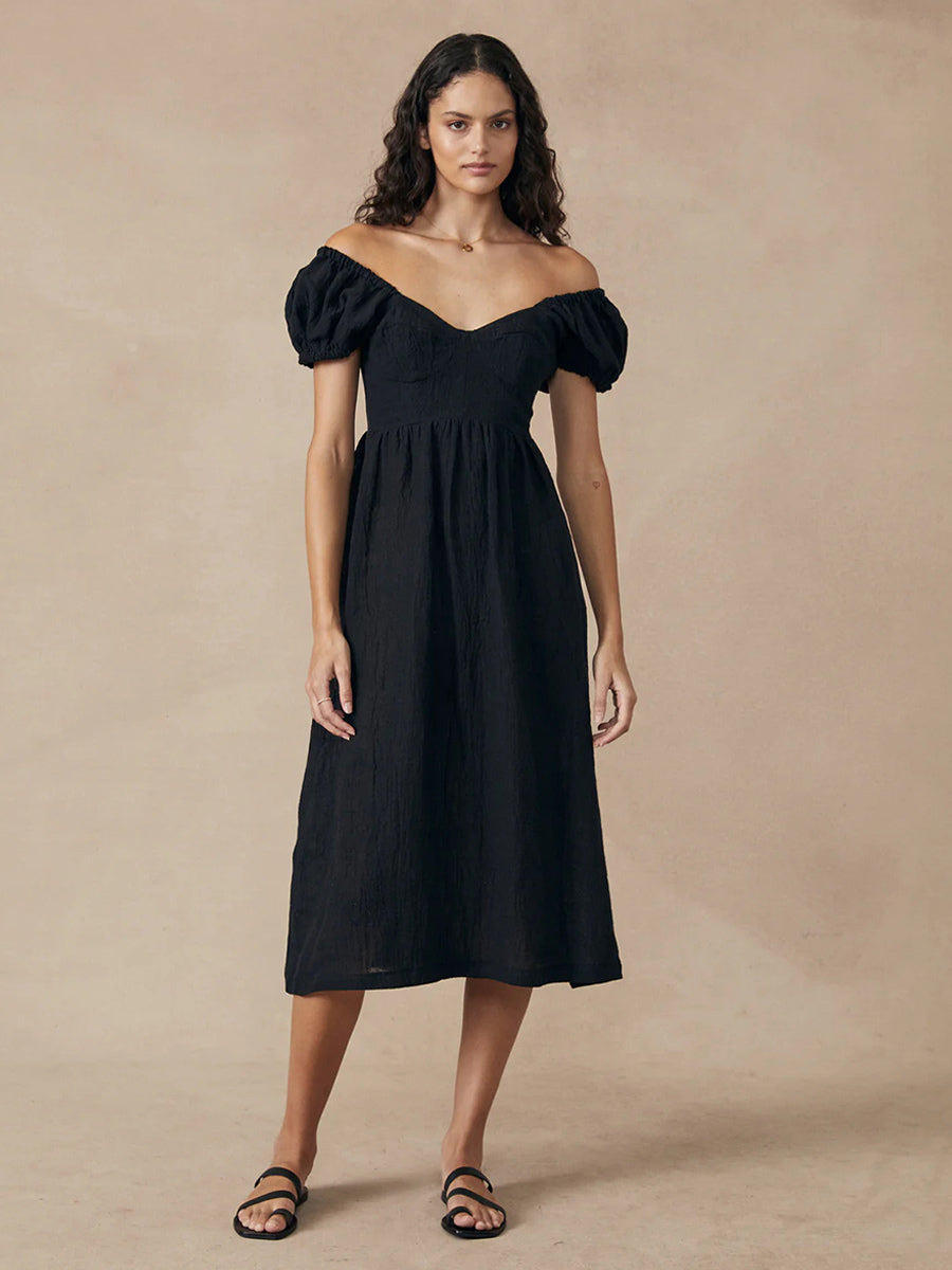 Polished Dress with an Effortless Classic Look