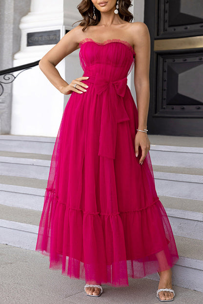 Well Tailored Dress with a Graceful Silhouette