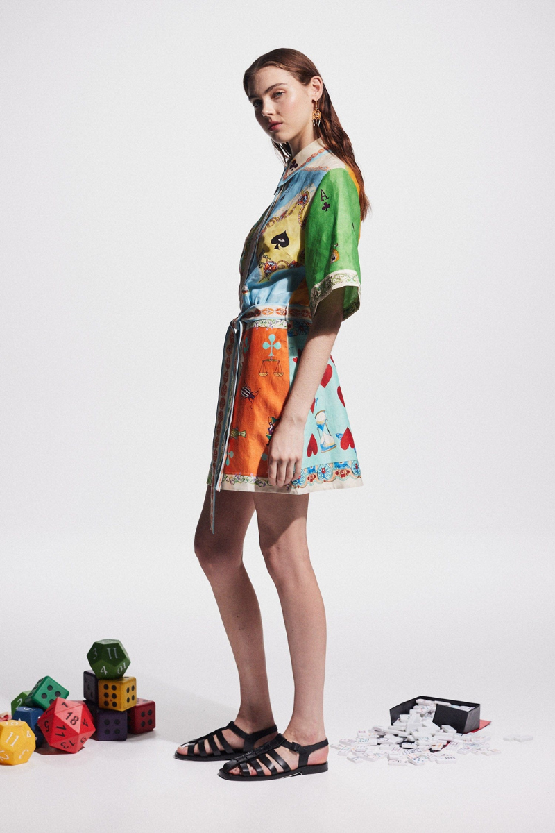 Well Tailored Dress with a Graceful Silhouette