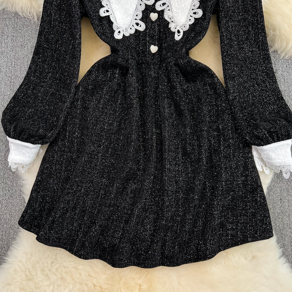 Well Tailored Dress with a Graceful Silhouette