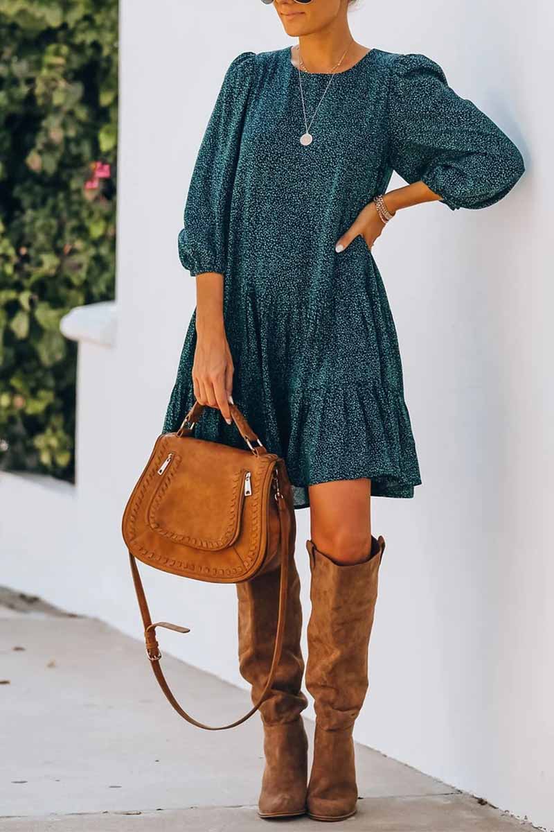 Effortlessly Elegant Dress with a Timeless Design