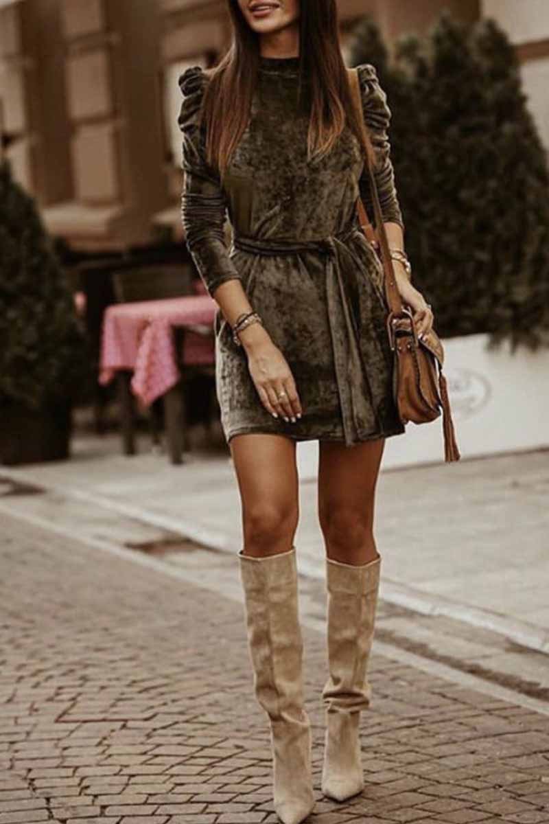 A Vintage Style Dress with Delicate Timeless Details