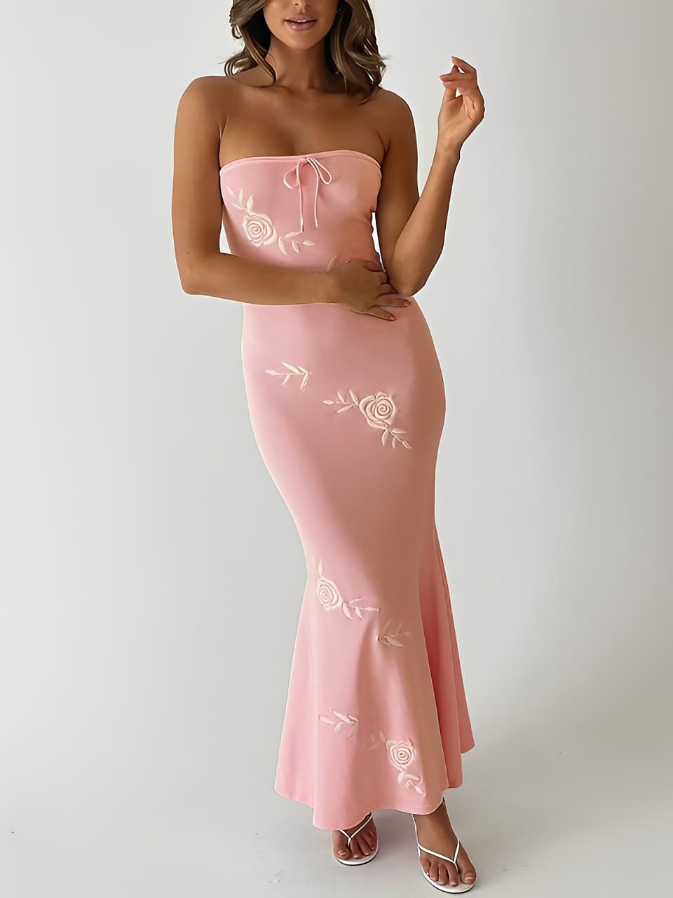 Well Tailored Dress with a Graceful Silhouette