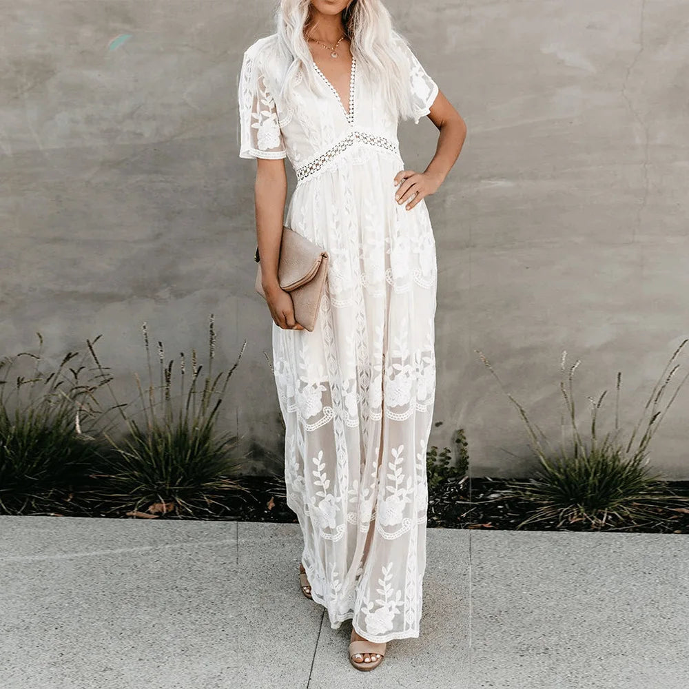 Sophisticated Dress with a Clean Classic Look