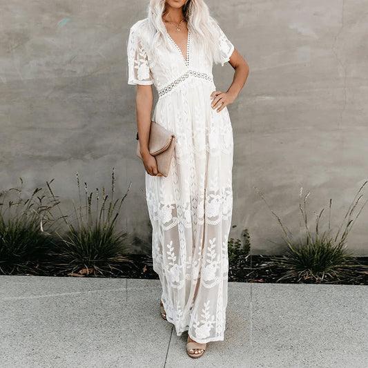 Sophisticated Dress with a Clean Classic Look