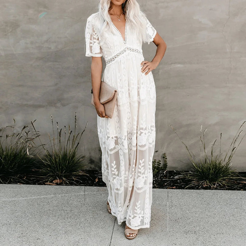 Sophisticated Dress with a Clean Classic Look