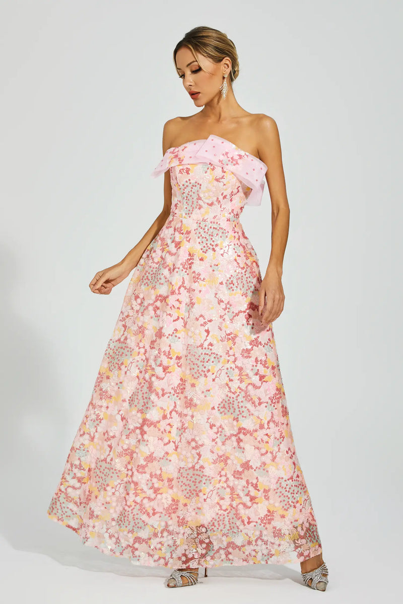 A Vintage Style Dress with Delicate Timeless Details